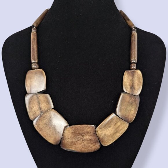 Vintage Brown Faux Horn Statement Necklace - Picture 4 of 6